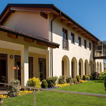Resort Monviso Sanfront Kültér fotó