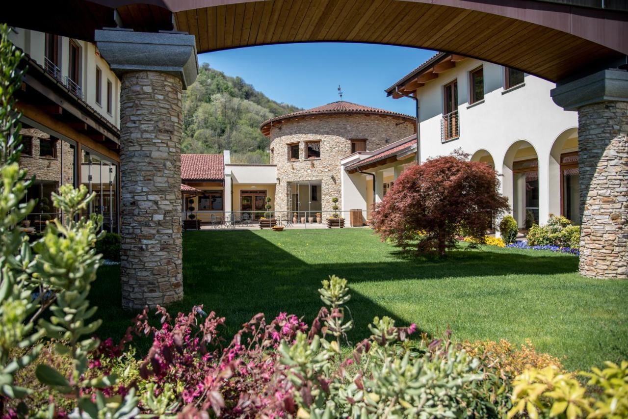 Resort Monviso Sanfront Kültér fotó